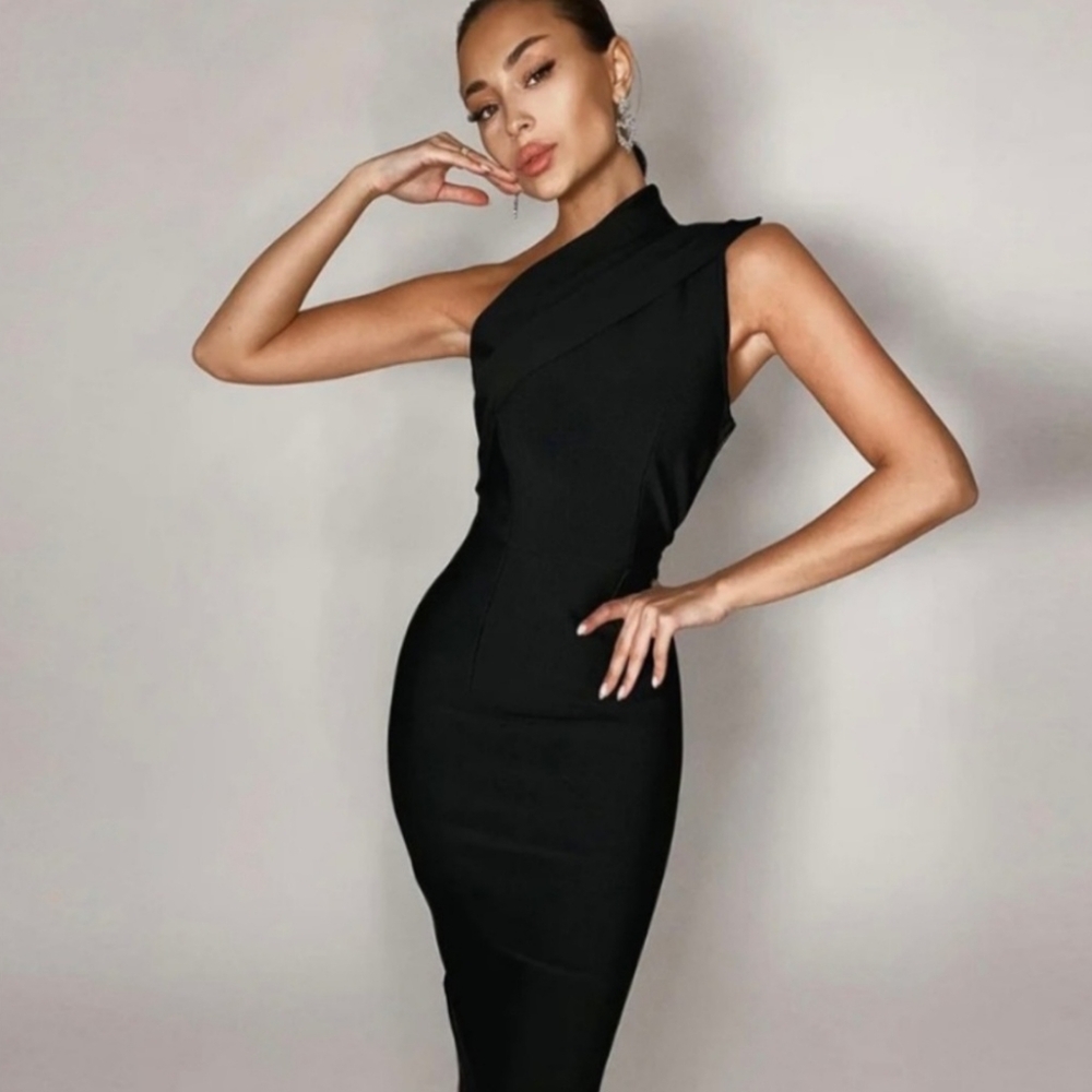 Elegant Black One-Shoulder Dress Zara